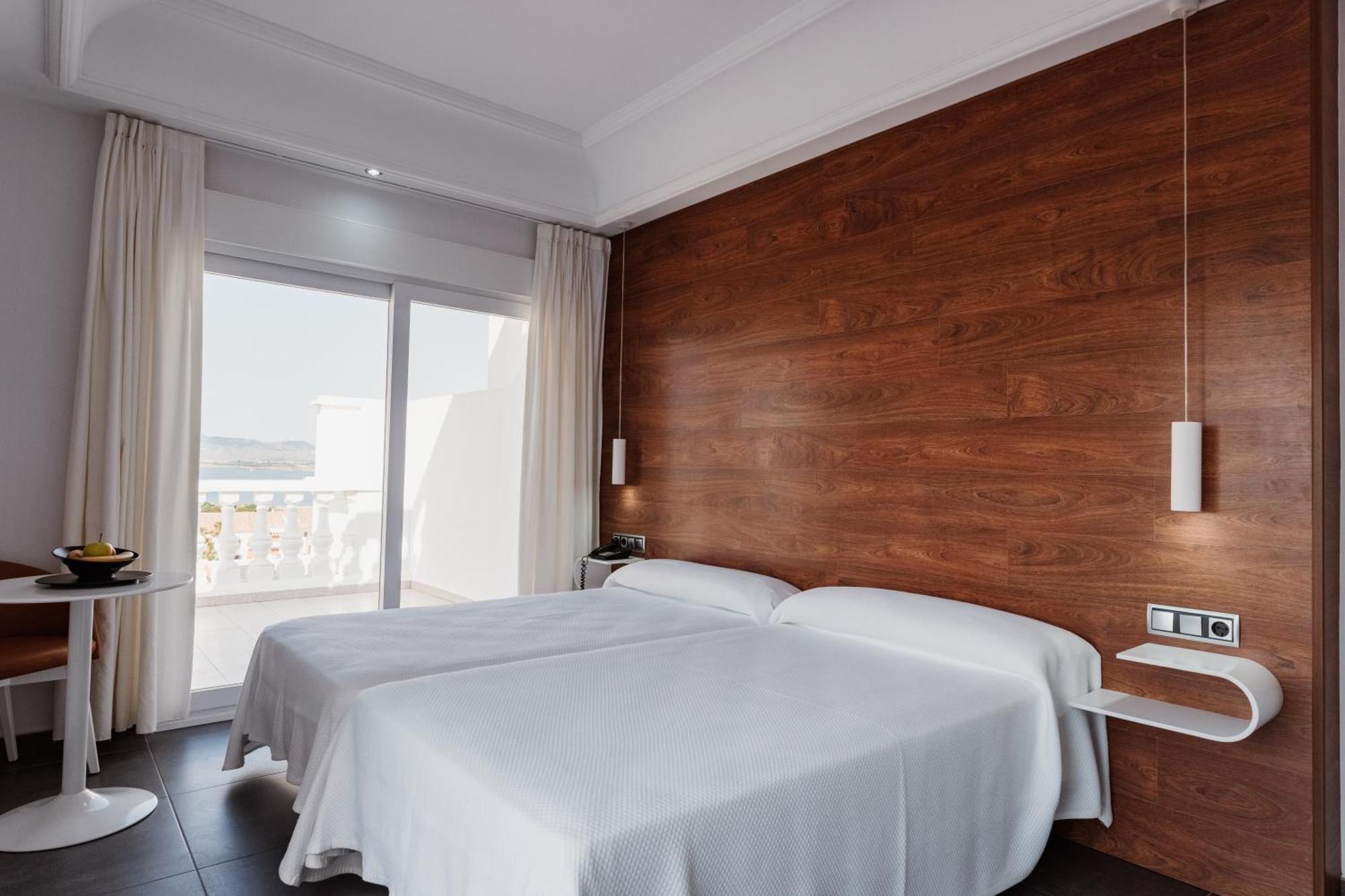 Hotel Los Delfines La Manga Eksteriør billede